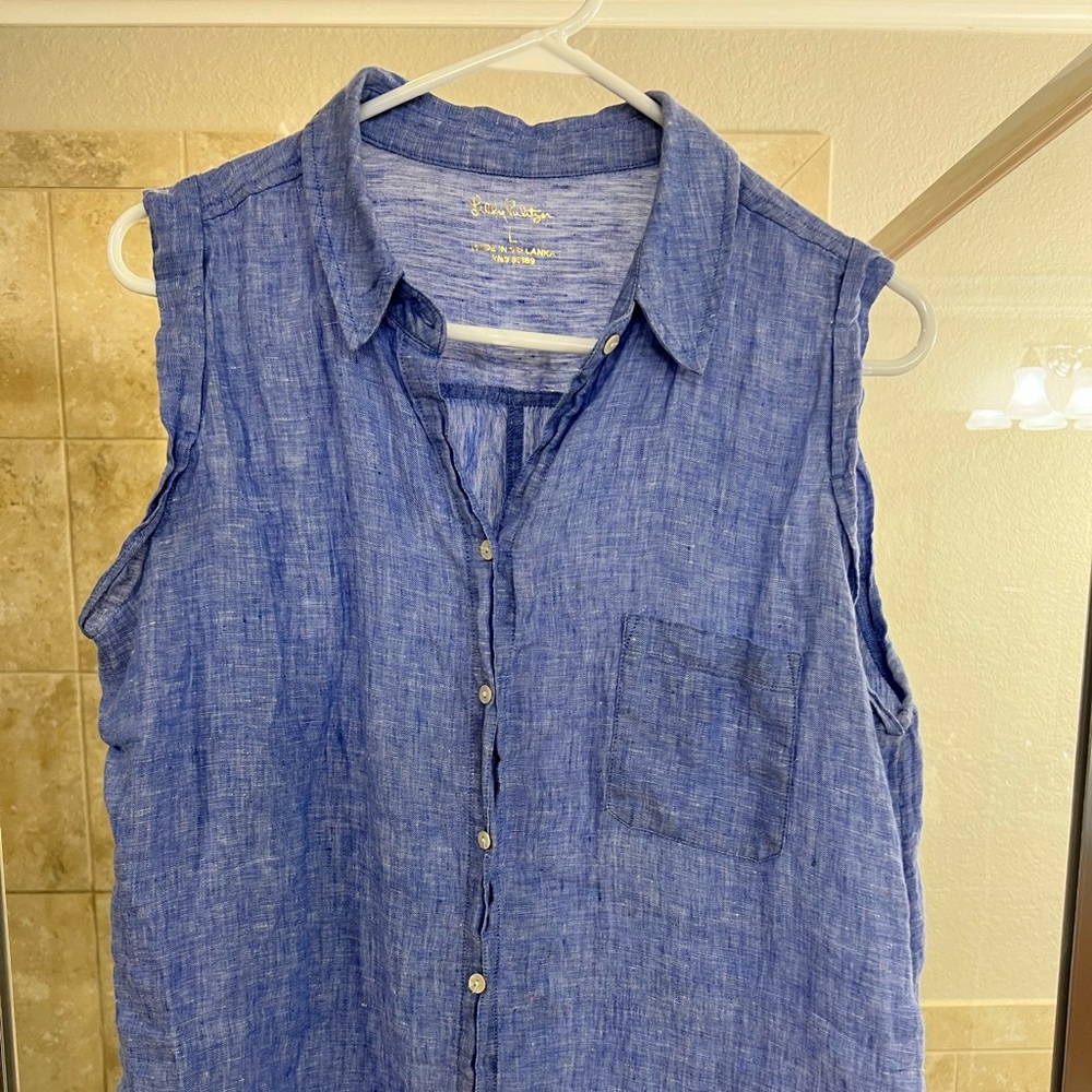 Lilly Pulitzer size large light blue linen shirt